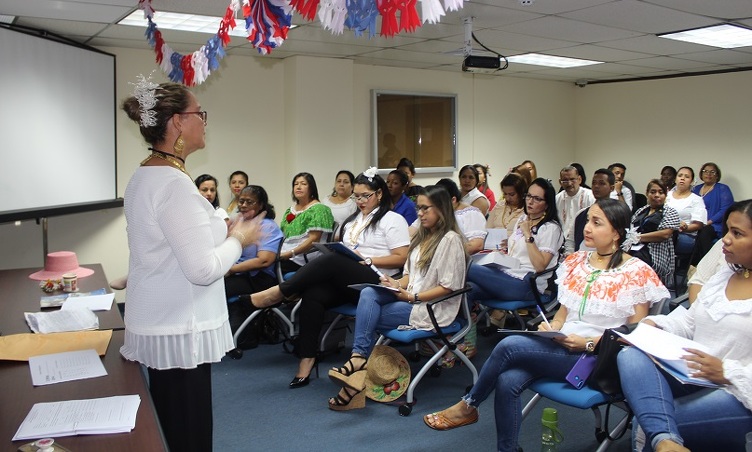 Seminario sobre Lenguaje de Señas Panameñas-Primer nivel