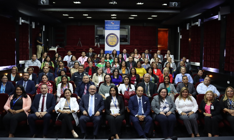 DIRECCIÓN DE CARRERA ADMINISTRATIVA INICIA CICLO DE CONFERENCIAS SOBRE LA LEY 9 QUE REGULA EL SISTEMA 