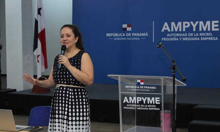 AUTORIDADES DE AMPYME RECIBEN CAPACITACIÓN