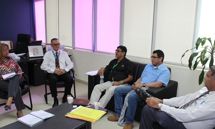 Director General  se reúne con Representantes de la Asoc. Panameña de Inspectores Técnicos de Saneamiento Ambiental.
